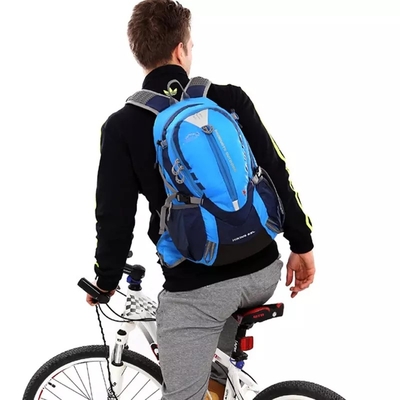 Travel Waterproof Hiking Backpack Leisure Mountaintop Backpack Durable Outdoor Sports Bag For Men