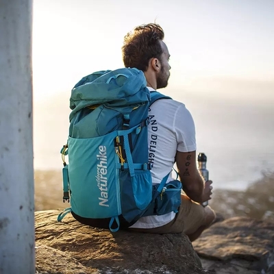 Polyester 0.1kg Lightweight Waterproof Backpack 60cm Mountain Trekking Bag
